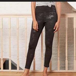 NWOT Camo Print Black Faux Leather Leggings S